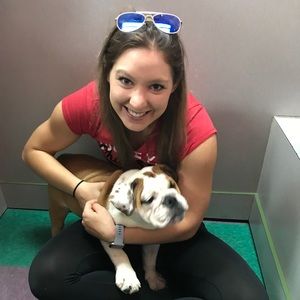 Meet your Posher, Katelyn